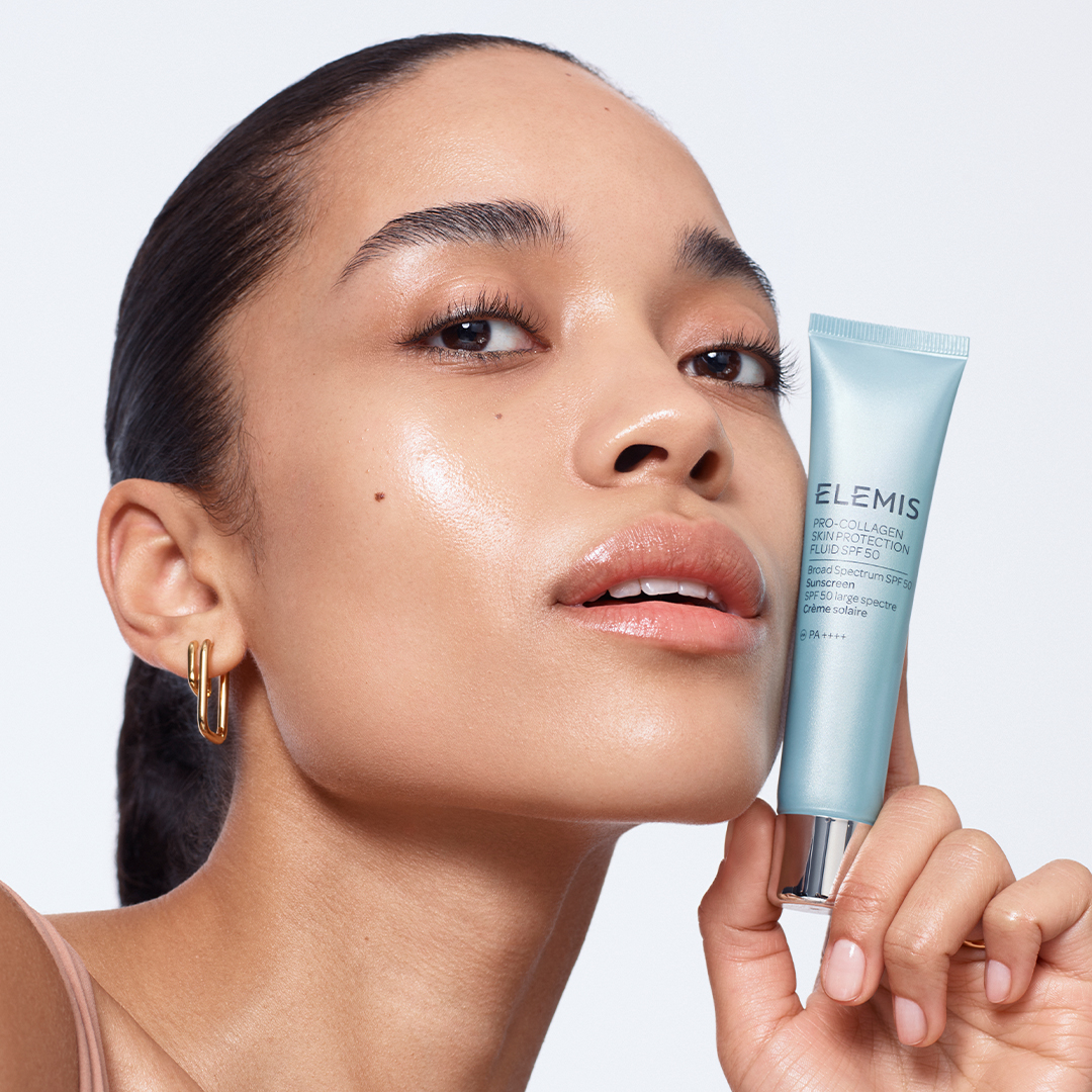 Легкий сонцезахисний крем-флюїд SPF50 ELEMIS Pro-Collagen Skin Protection Fluid SPF50